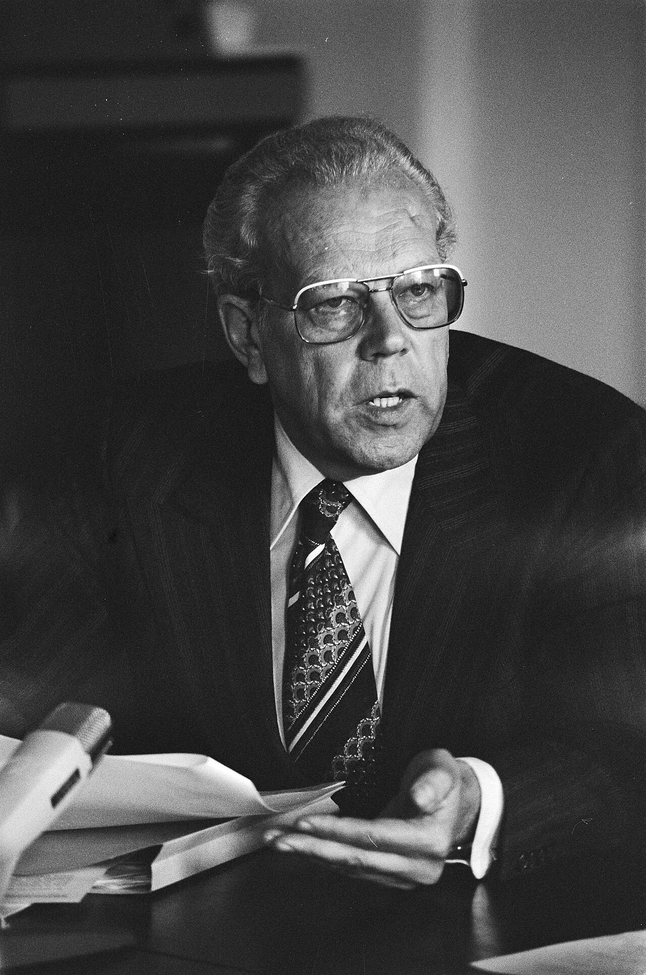 Portrait of Wil Albeda (1925–2014) – memorial page