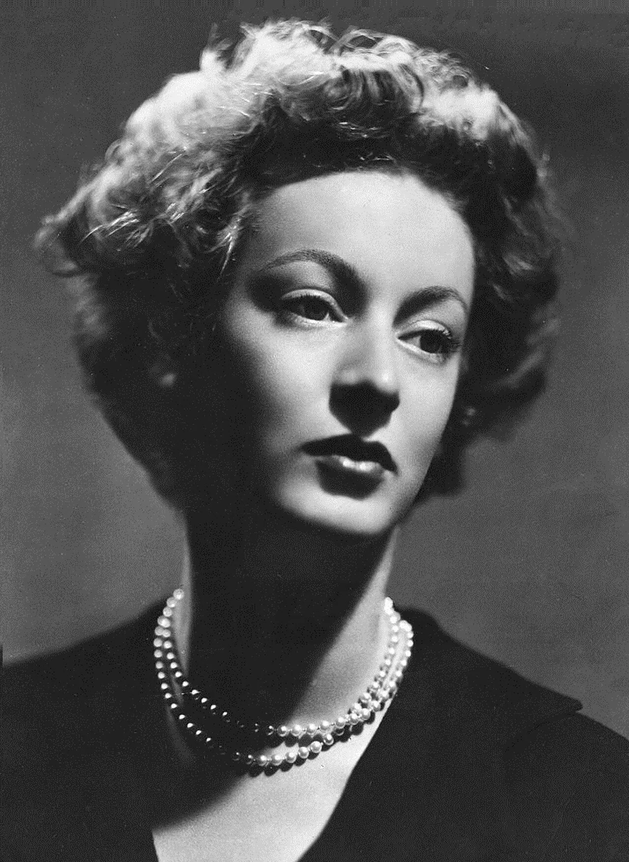 Porträt von Marella Agnelli (1927–2019) – Gedenkseite