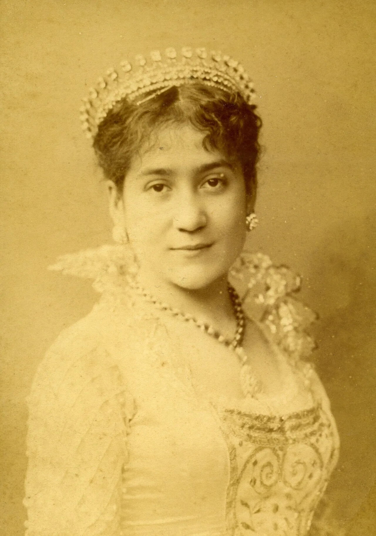 Portrait of Marie Ismaël-Garcin (1858–1946) – memorial page