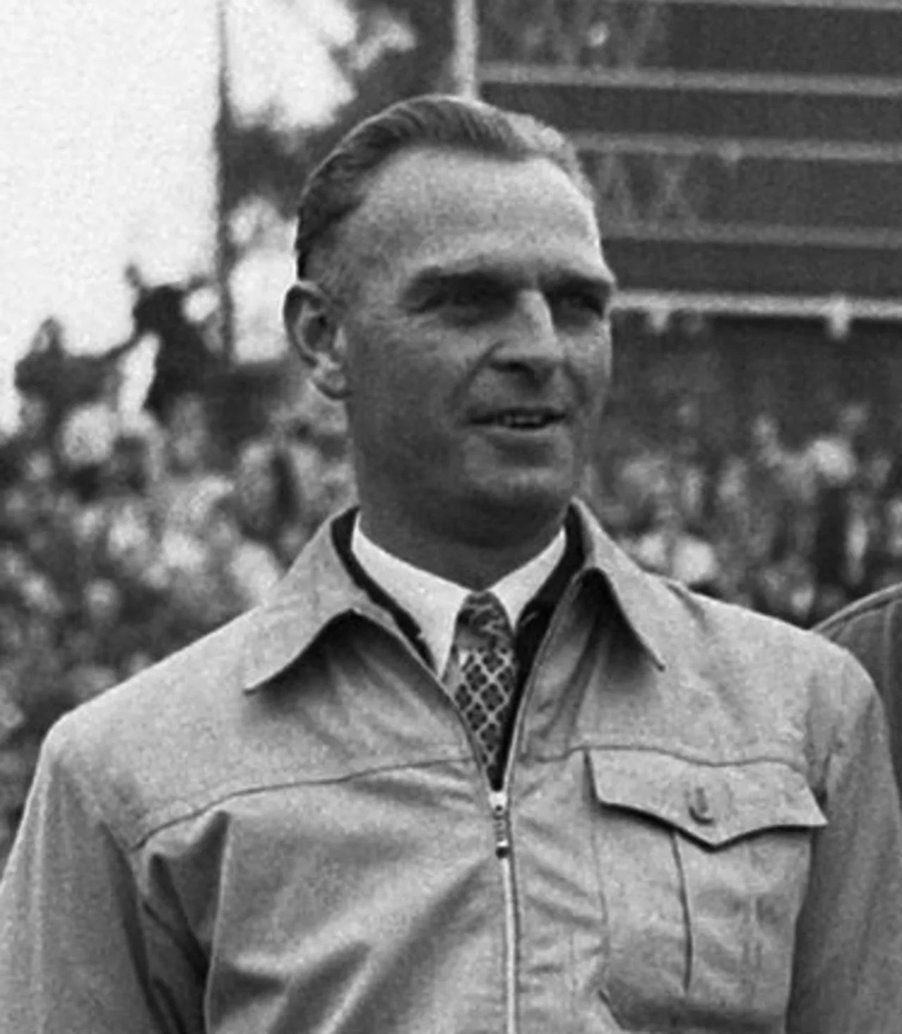 Portrait of Walter Crook (1912–1988) – memorial page