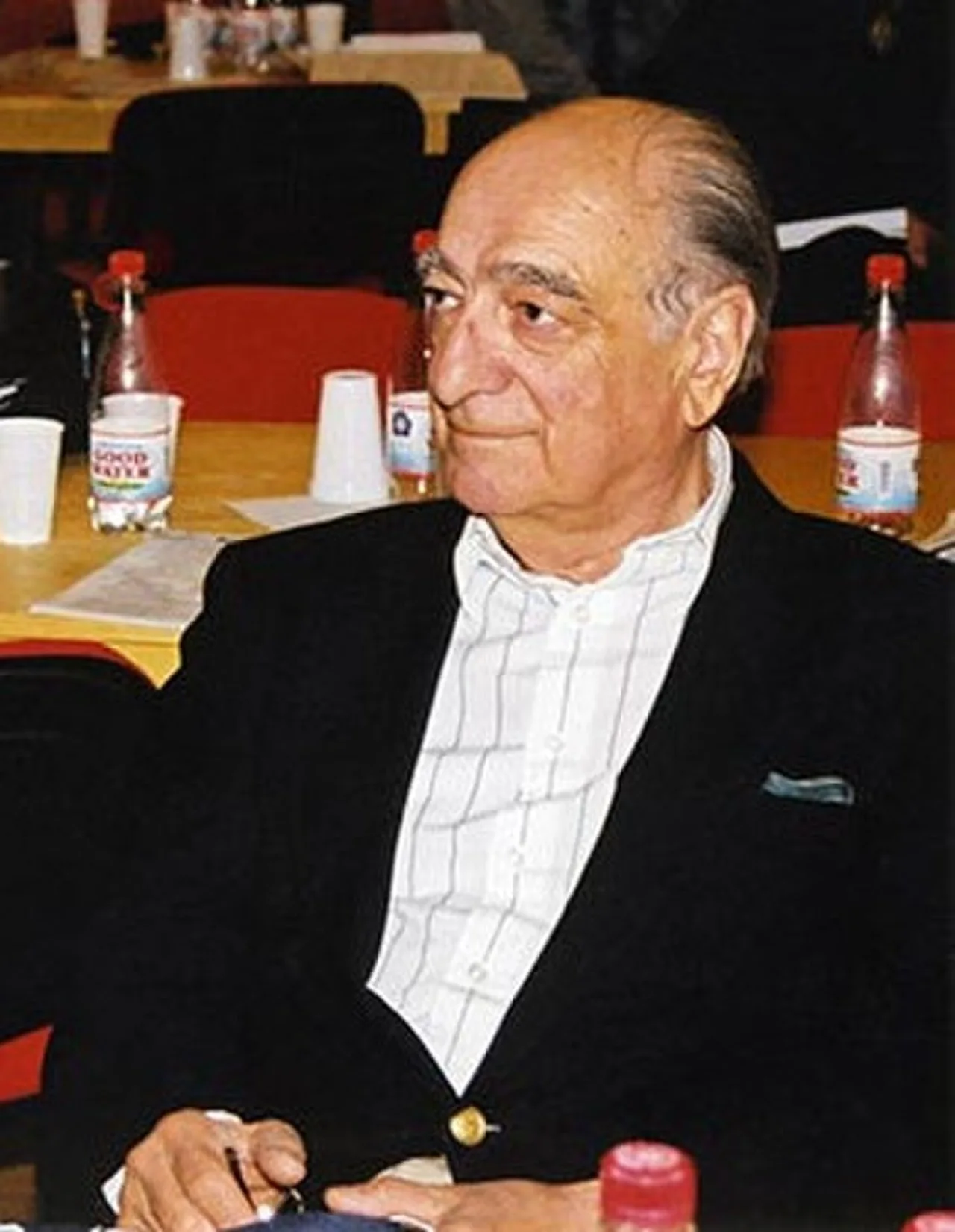 Porträt von Myron Tribus (1921–2016) – Gedenkseite