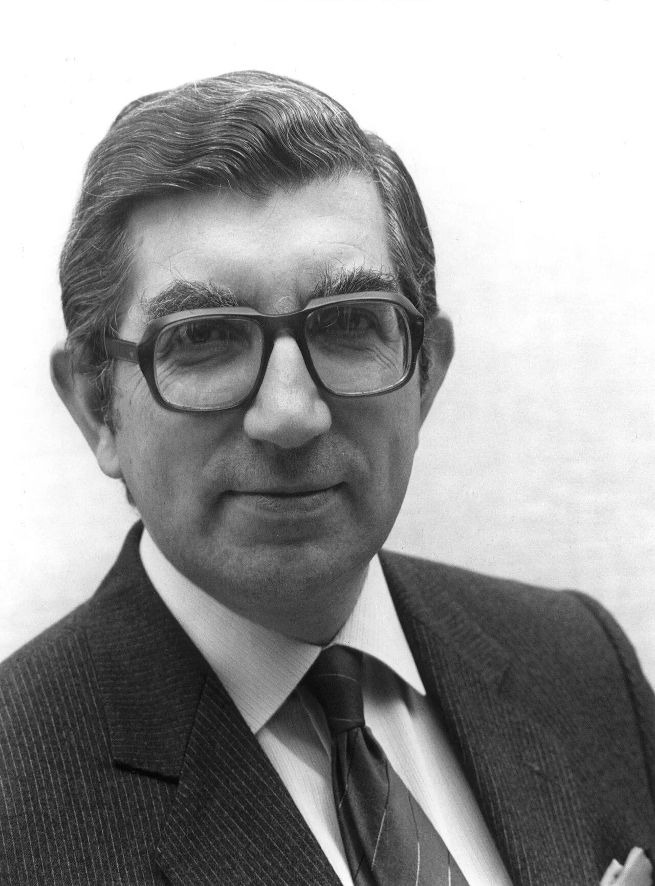 Porträt von Stanley Clinton Davis (1928–2023) – Gedenkseite
