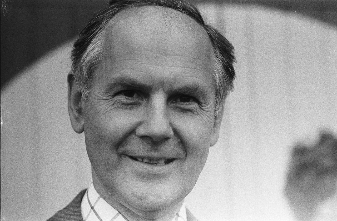 Emlyn Hooson, Baron Hooson