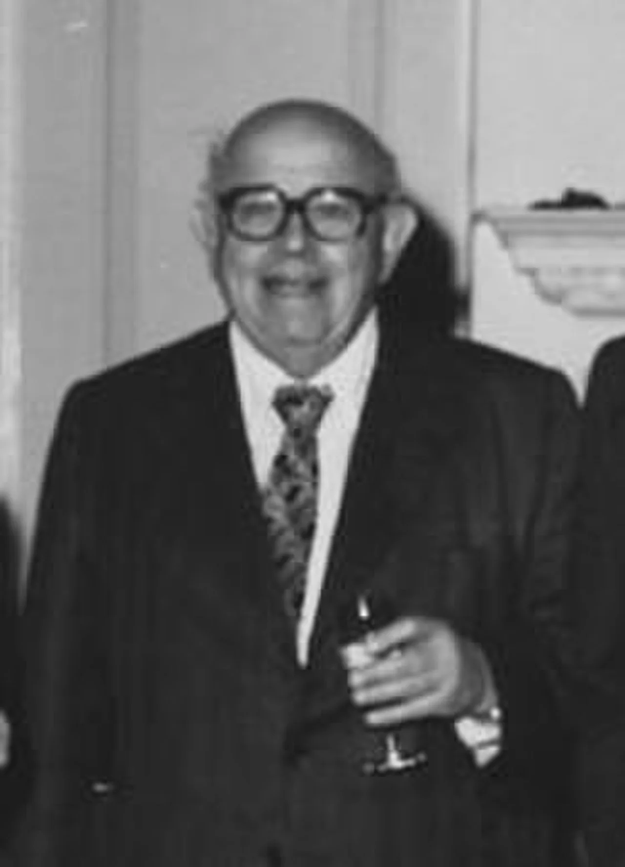 Porträt von Nicholas Kaldor (1908–1986) – Gedenkseite