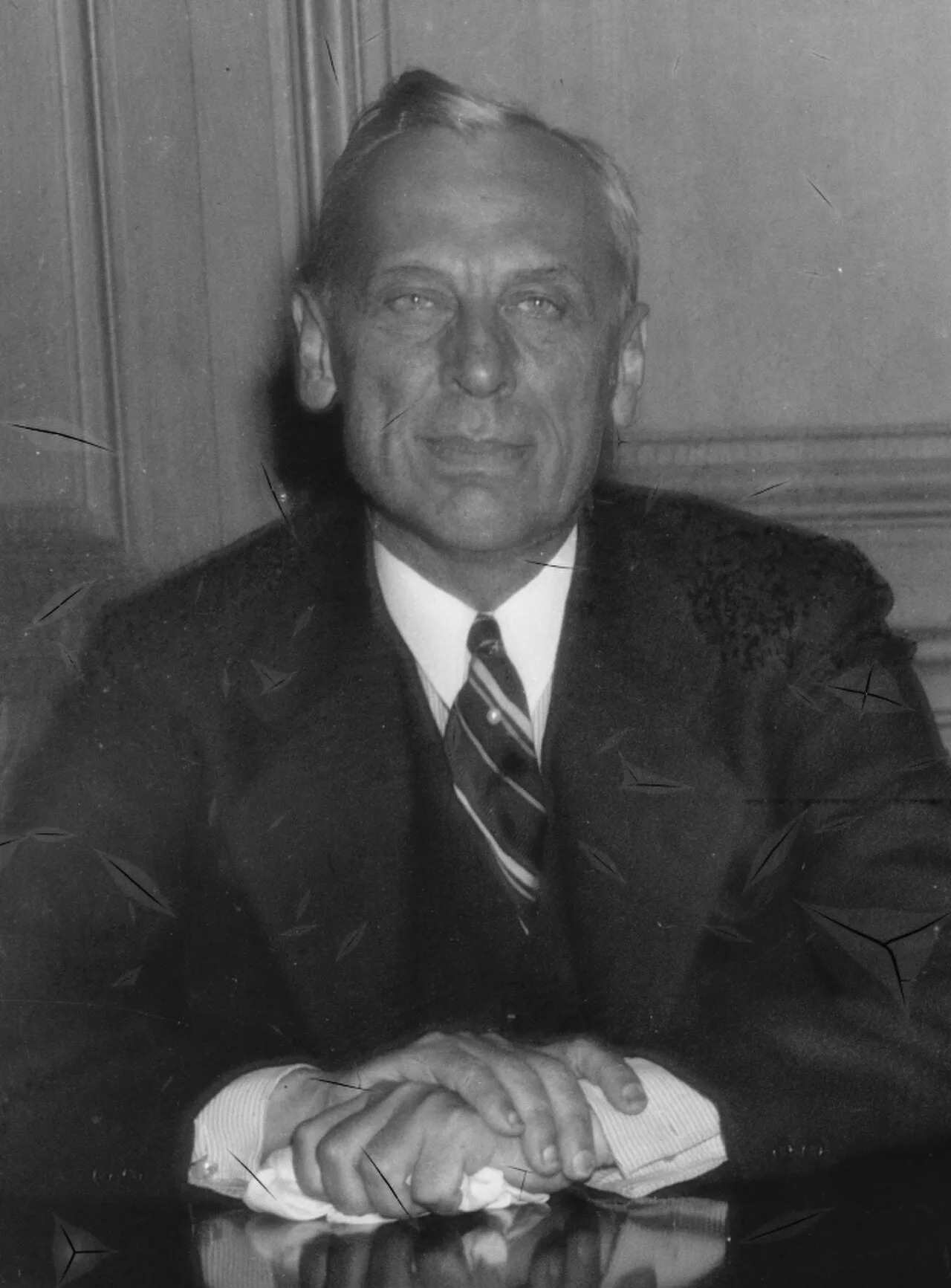Portrait of Alfred P. Sloan (1875–1966) – memorial page