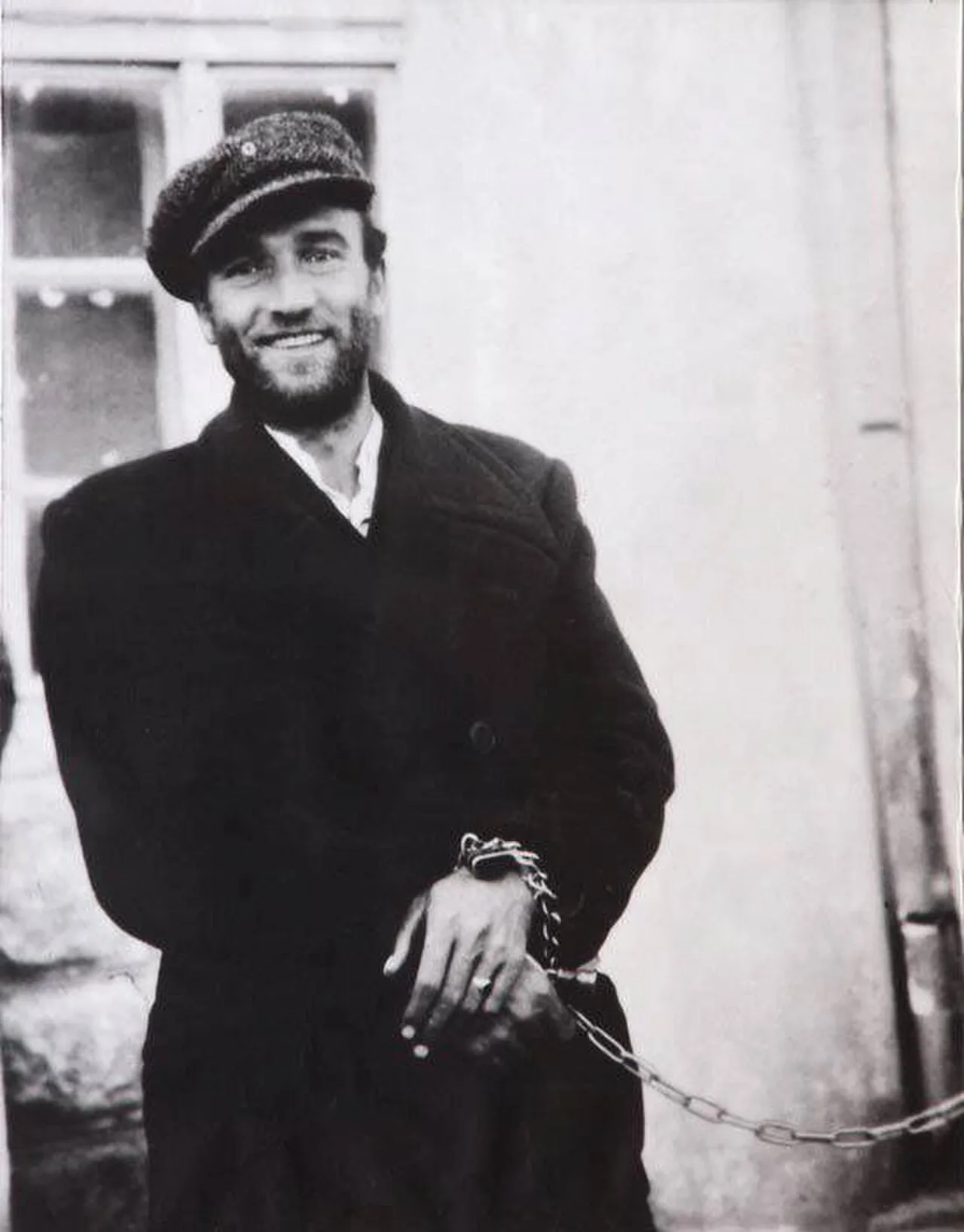 Porträt von Ljubo Čupić (1913–1942) – Gedenkseite