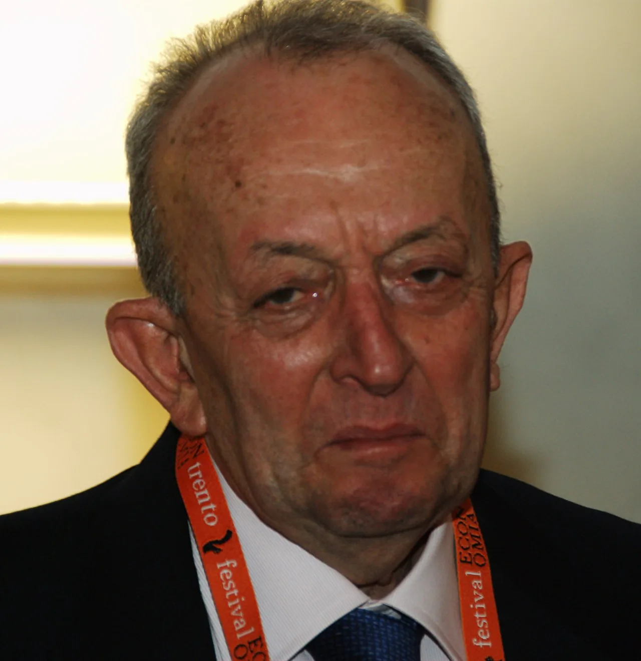 Portrait of Tullio De Mauro (1932–2017) – memorial page