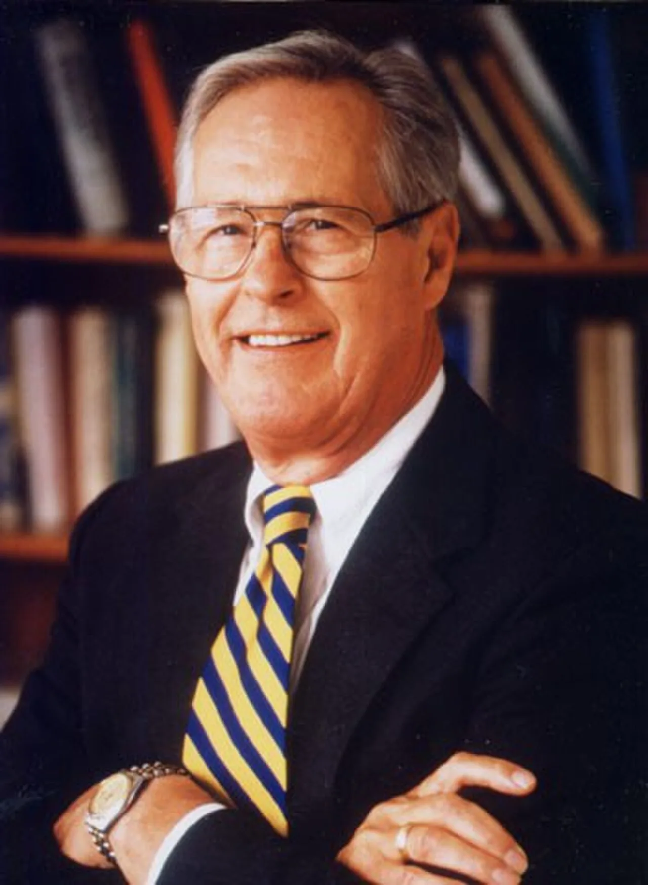 Porträt von Vernon R. Young (1937–2004) – Gedenkseite