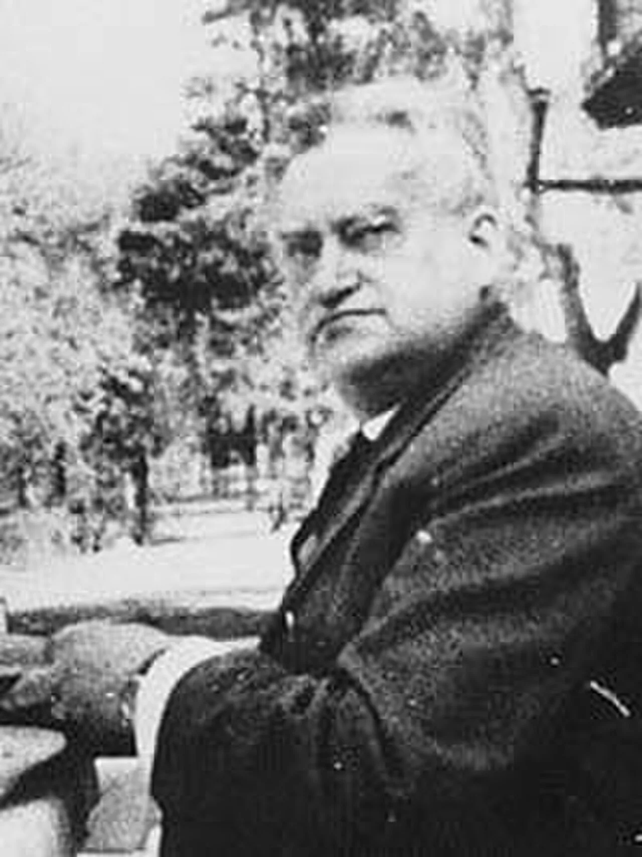 Portrait of Stanisław Mackiewicz (1896–1966) – memorial page