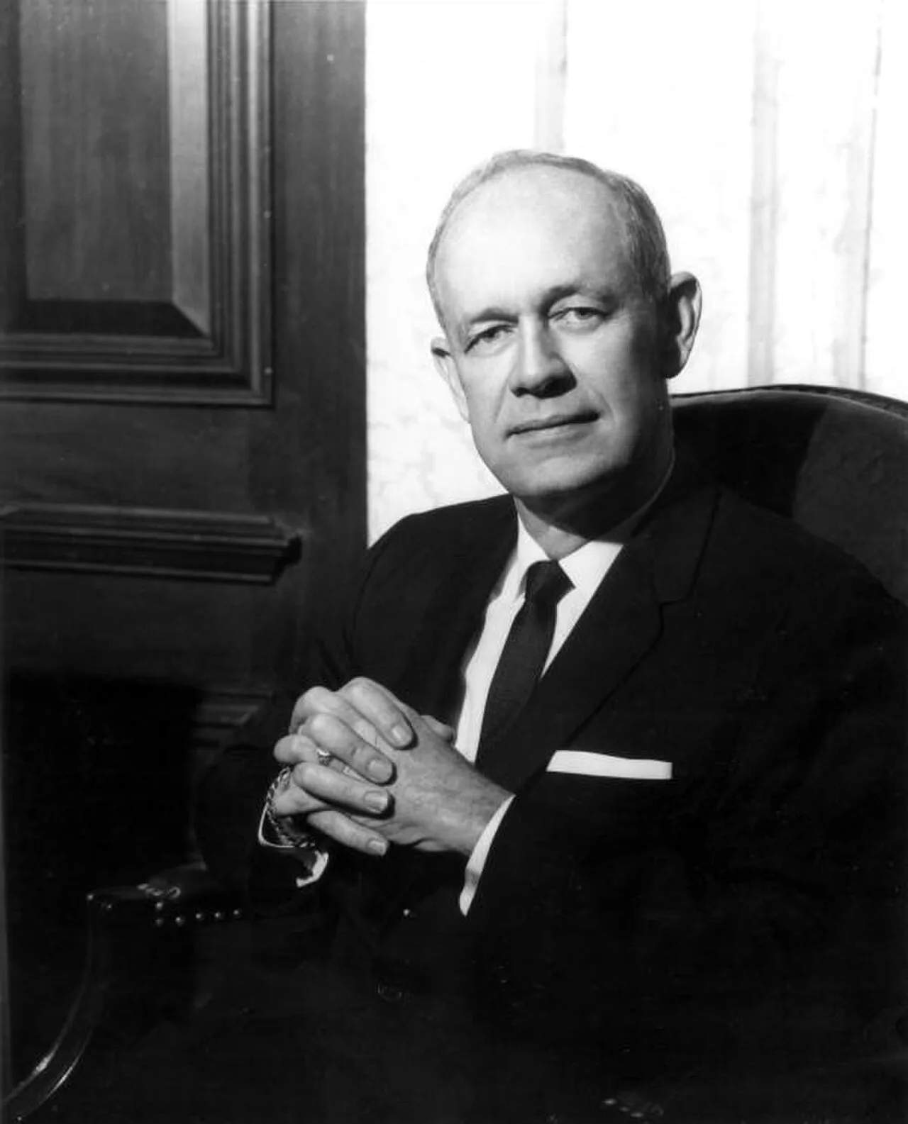 Portrait of C. Farris Bryant (1914–2002) – memorial page