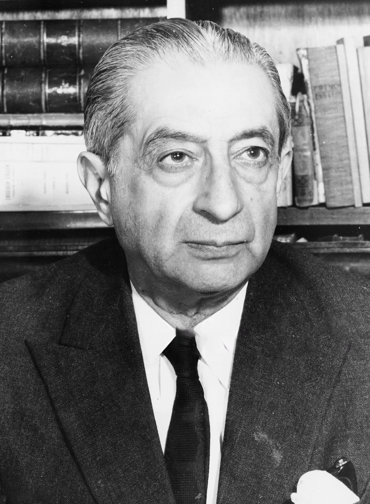 Portrait of Konstantinos Tsatsos (1899–1987) – memorial page