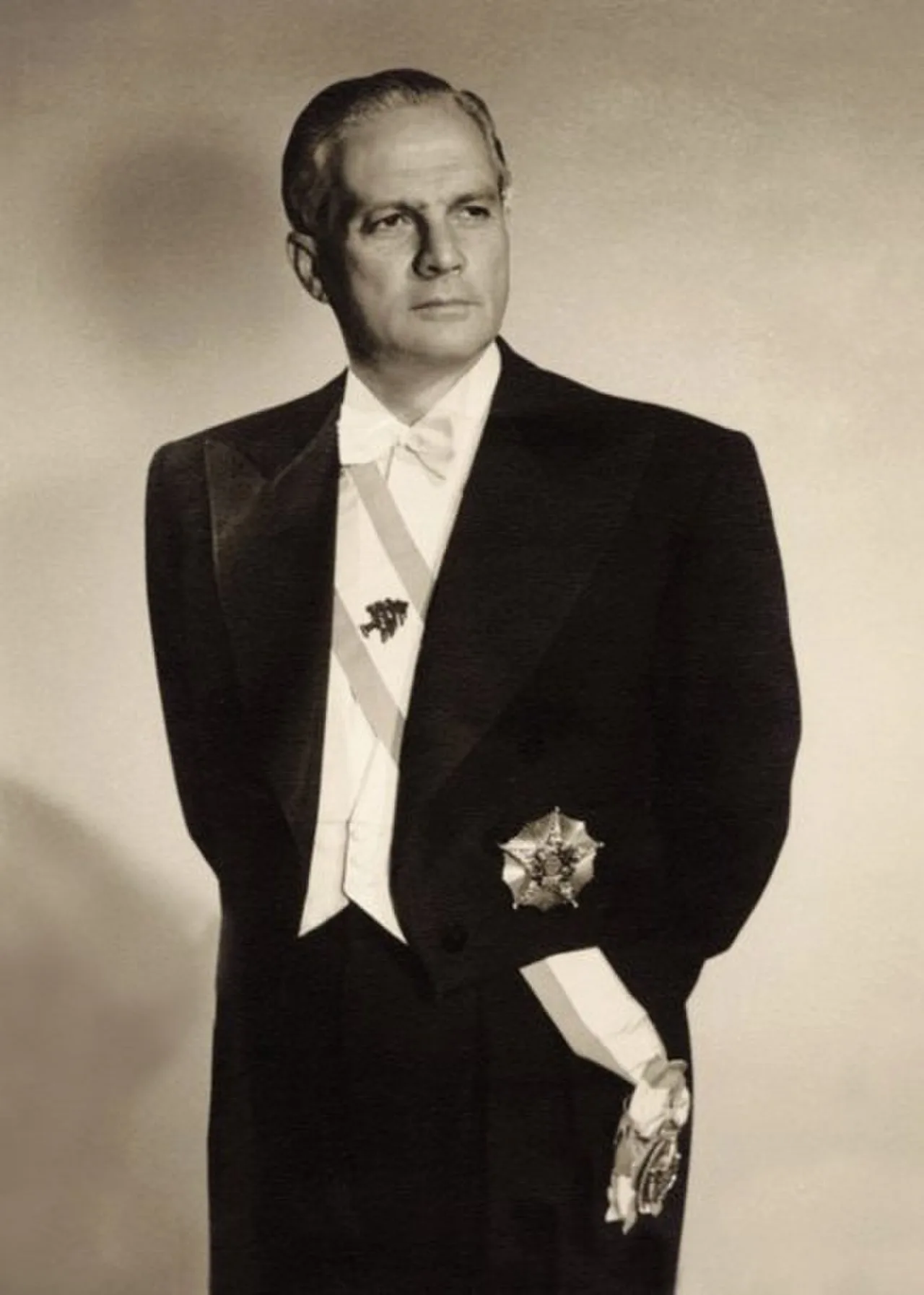 Porträt von Camille Chamoun (1900–1987) – Gedenkseite