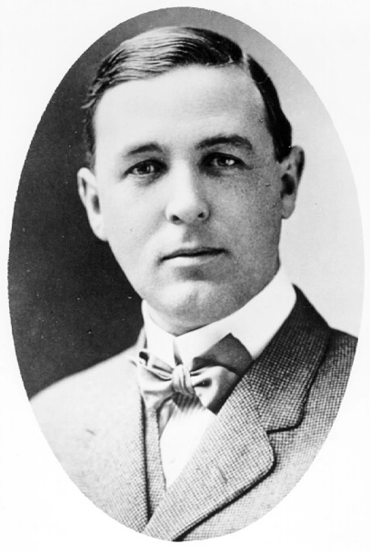 Portrait of Carl E. Milliken (1877–1961) – memorial page