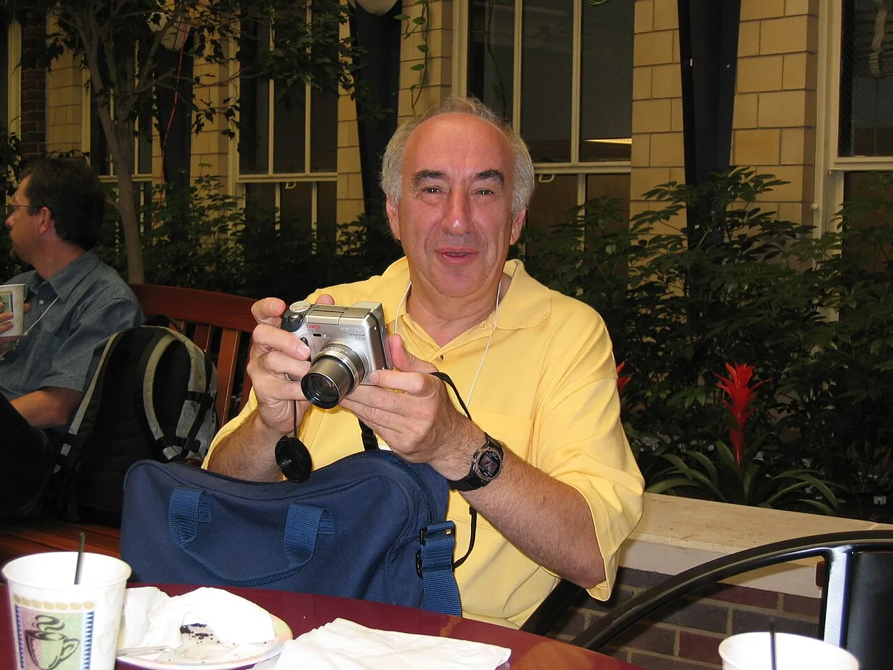 Porträt von Boris Kushner (1941–2019) – Gedenkseite