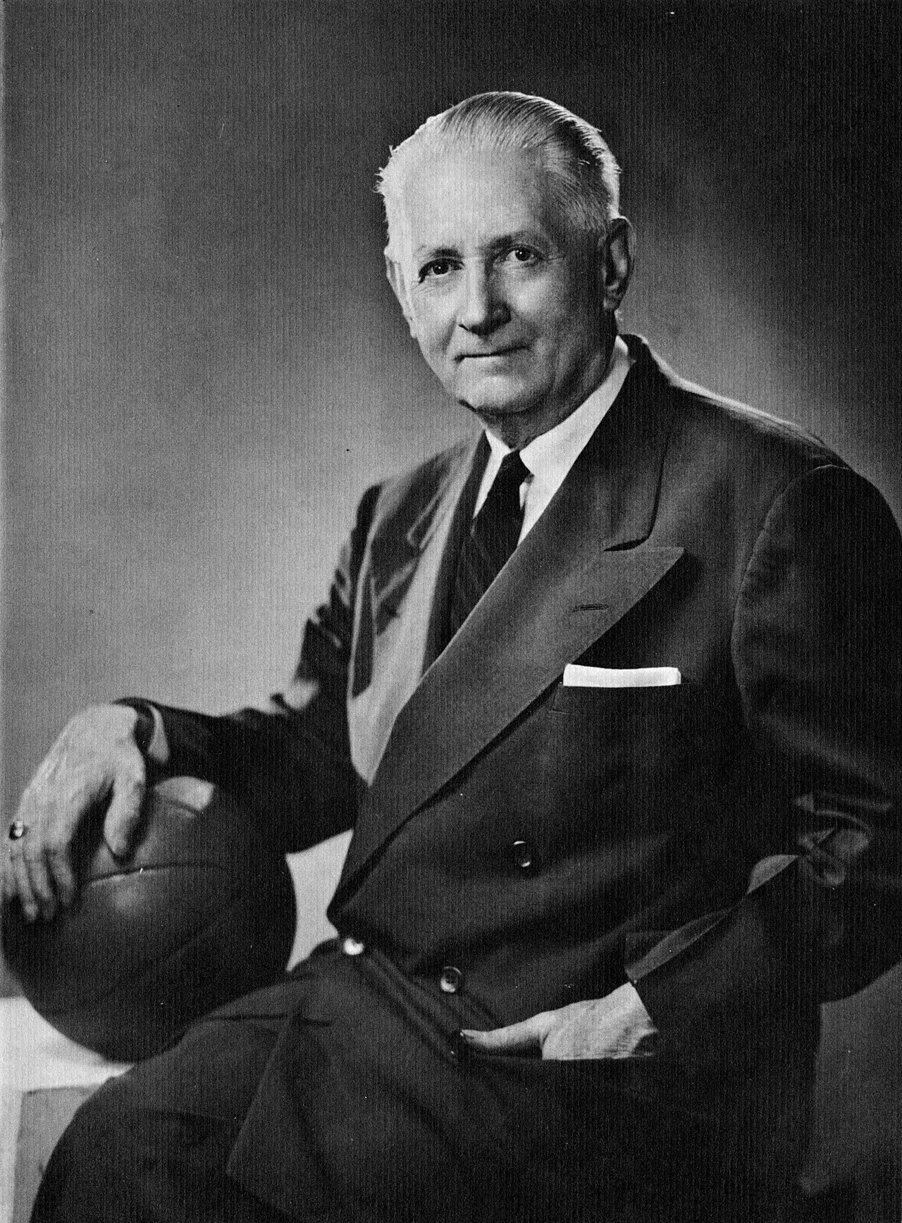 Porträt von Everett Case (1900–1966) – Gedenkseite