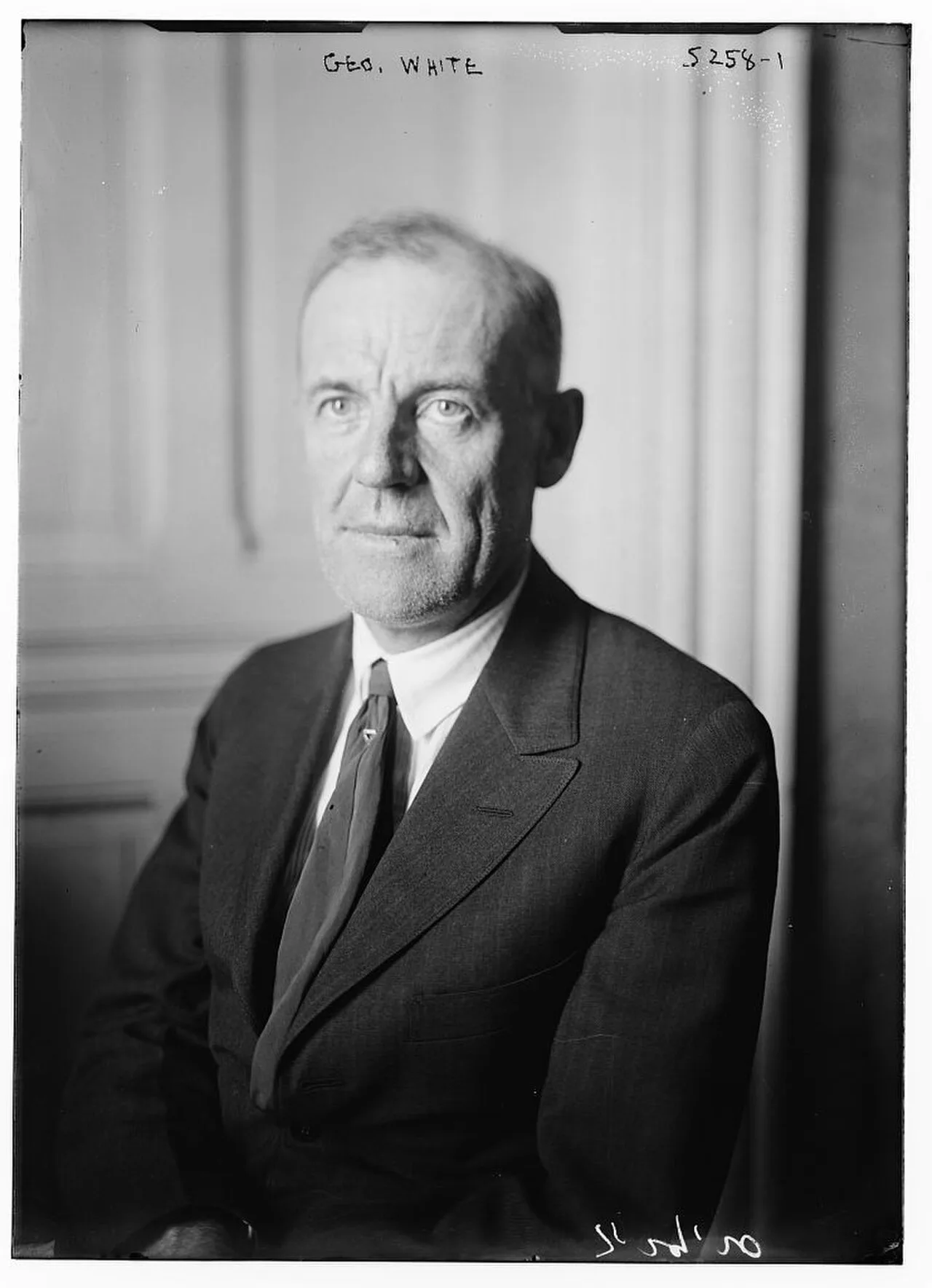 Porträt von George White (1872–1953) – Gedenkseite