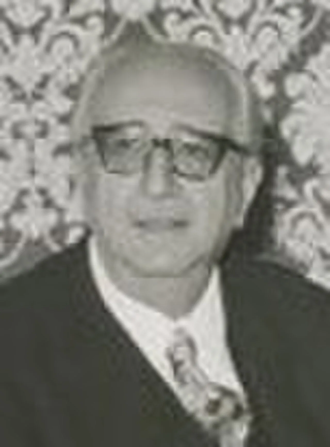 Portrait of Giuseppe Chiarelli (1904–1978) – memorial page