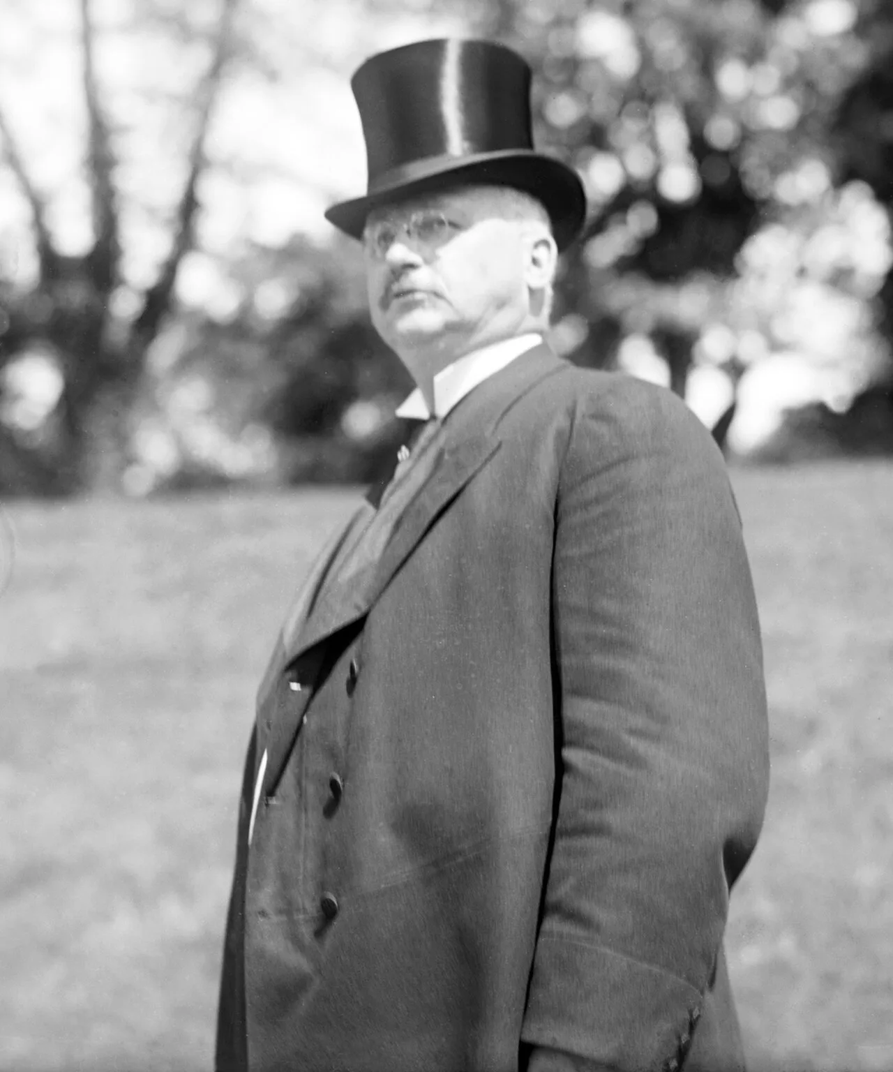 Portrait of Rollin S. Woodruff (1854–1925) – memorial page