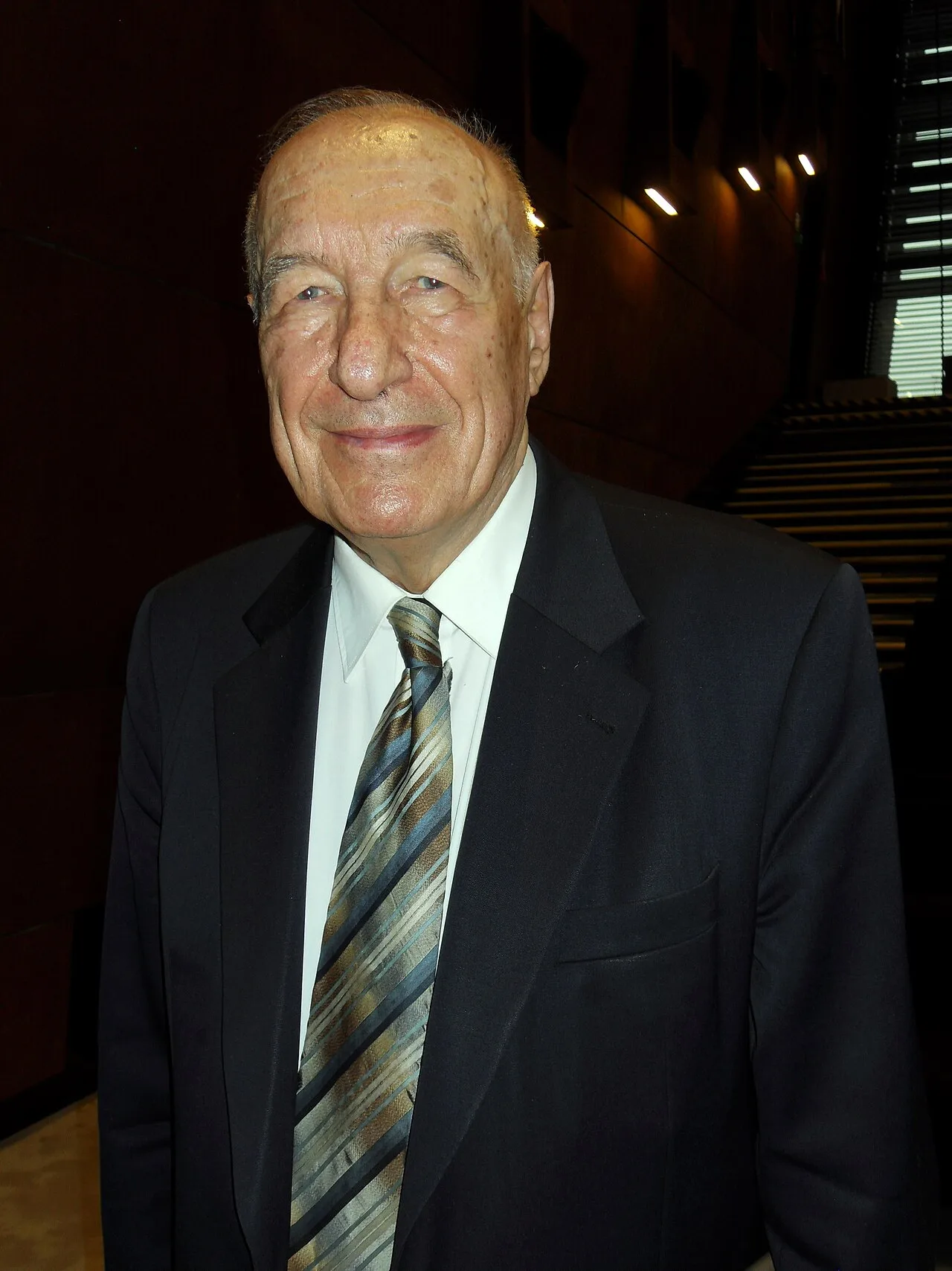 Porträt von Jerzy Młynarczyk (1931–2017) – Gedenkseite