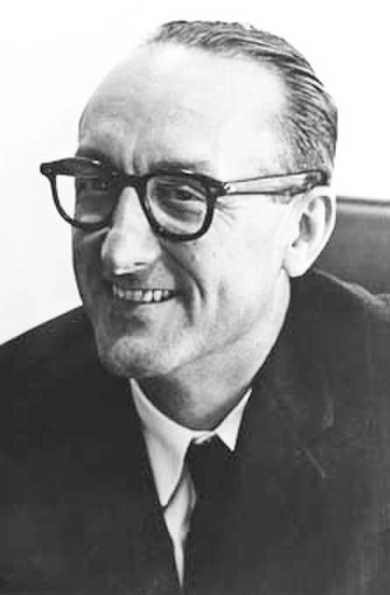 Porträt von George E. Mueller (1918–2015) – Gedenkseite