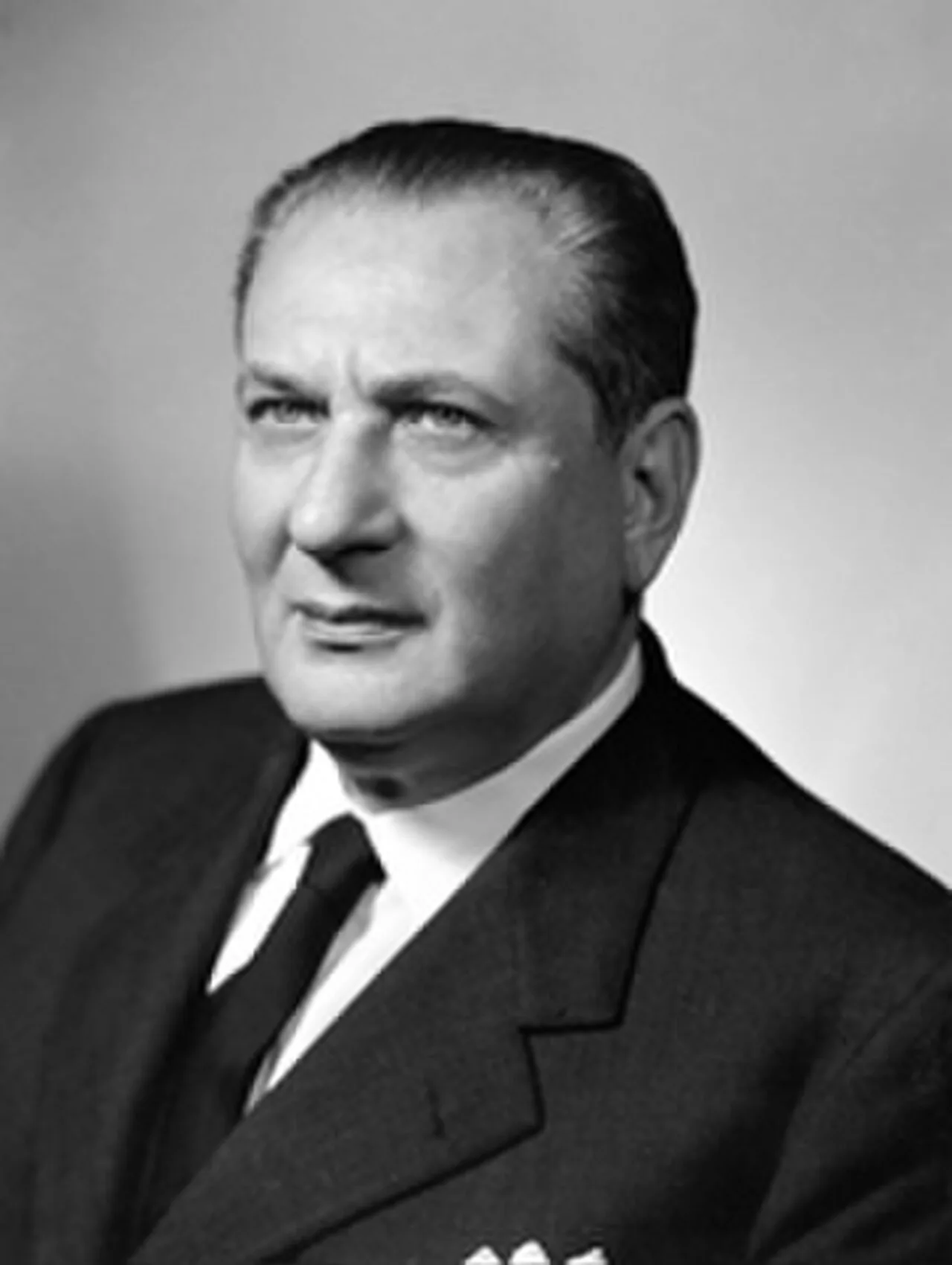 Portrait of Leopoldo Rubinacci (1903–1969) – memorial page