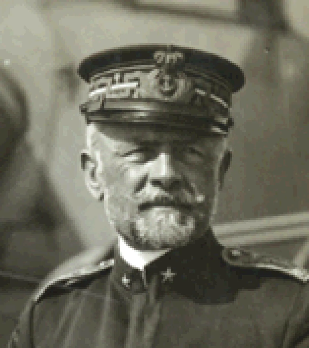Porträt von Luigi Faravelli (1852–1914) – Gedenkseite