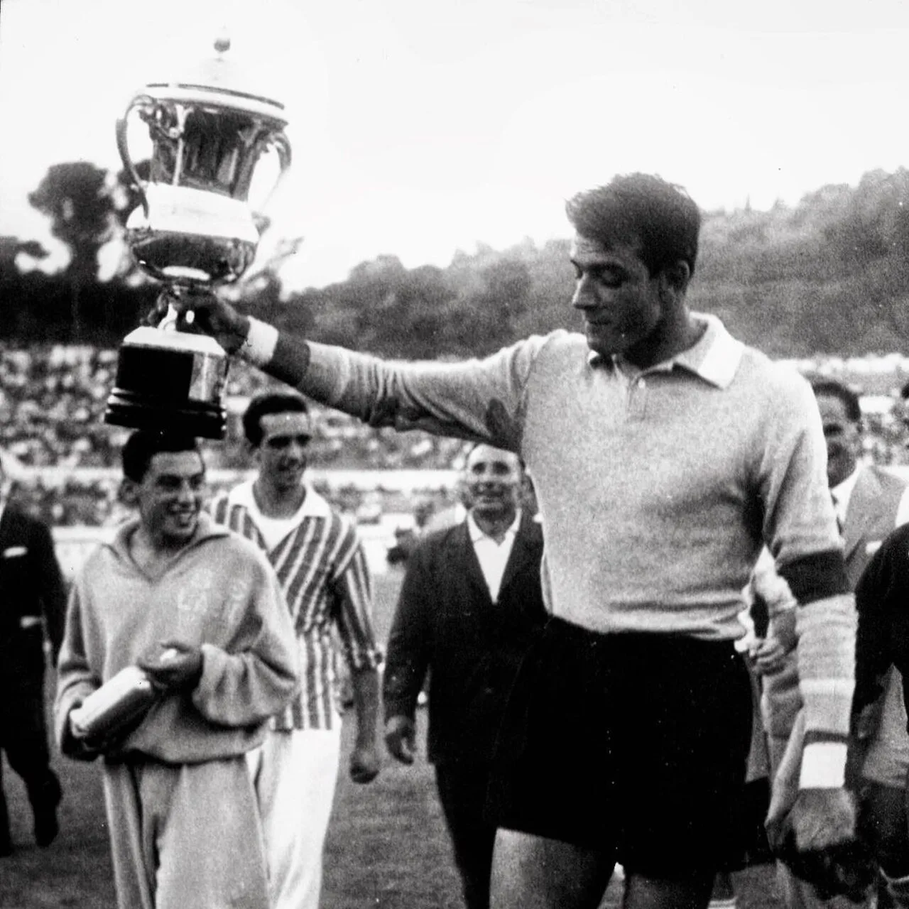 Portrait of Roberto Lovati (1927–2011) – memorial page