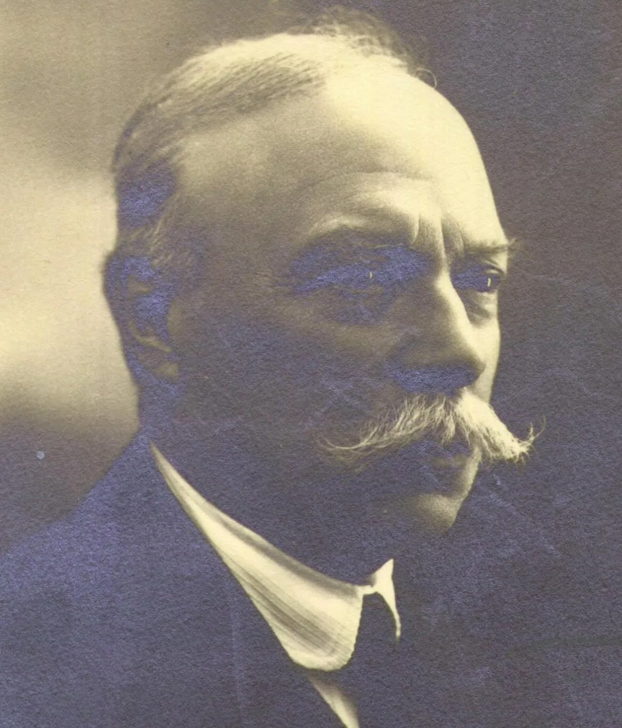 Porträt von Ugo del Castillo di Sant'Onofrio (1844–1928) – Gedenkseite