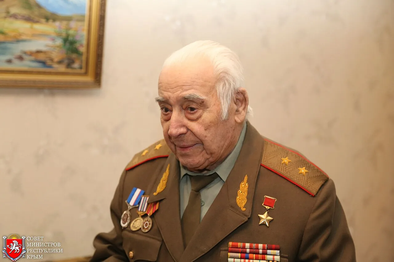 Porträt von Ashot Amatuni (1923–2018) – Gedenkseite