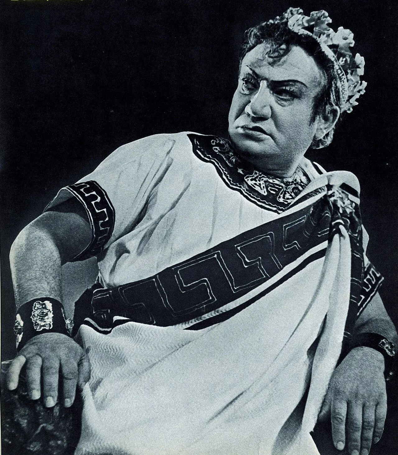 Porträt von Shukur Burhonov (1910–1987) – Gedenkseite