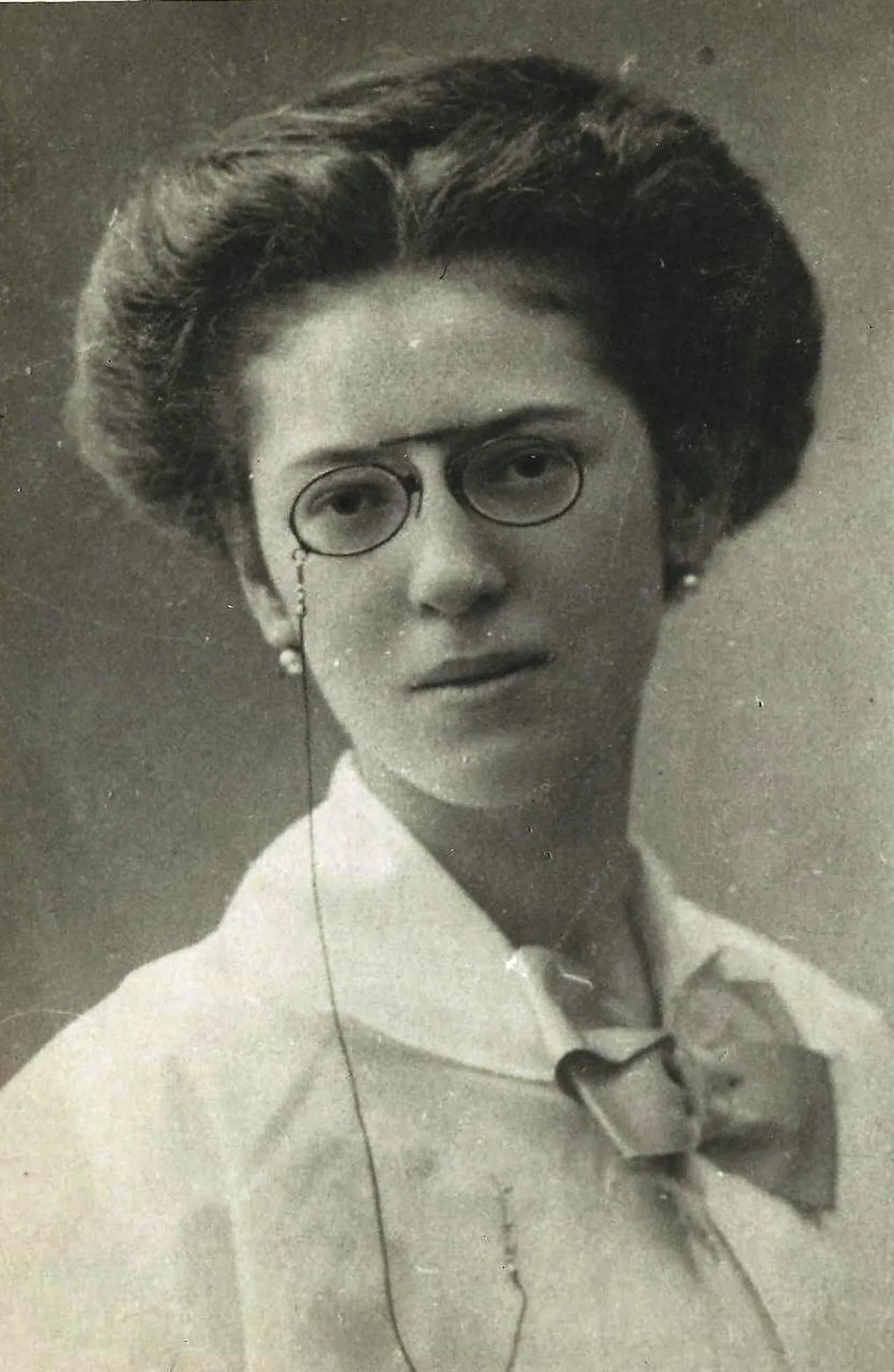 Portrait of Xədicə Qayıbova (1893–1938) – memorial page