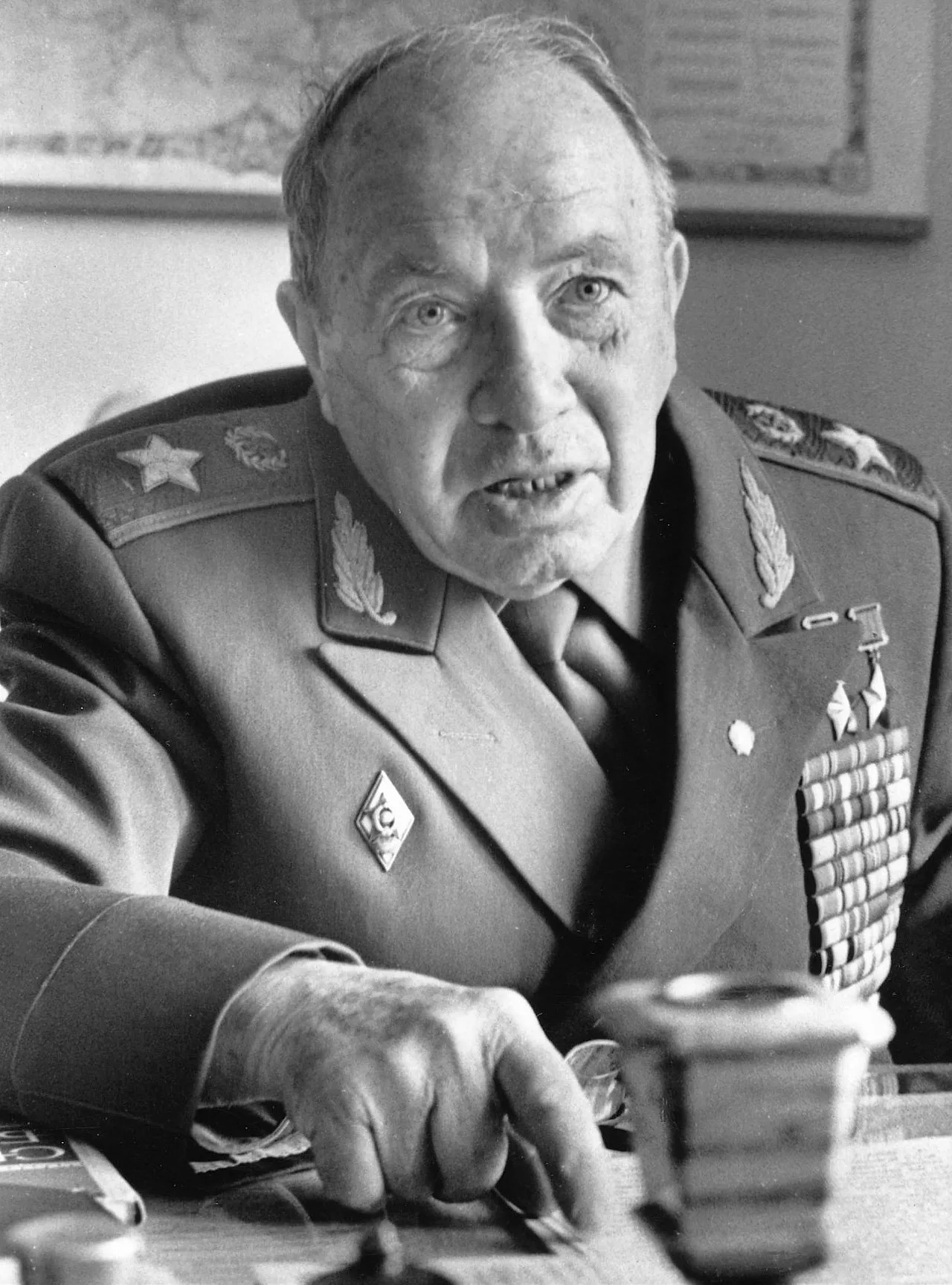 Portrait of Iosif Gusakovsky (1904–1995) – memorial page