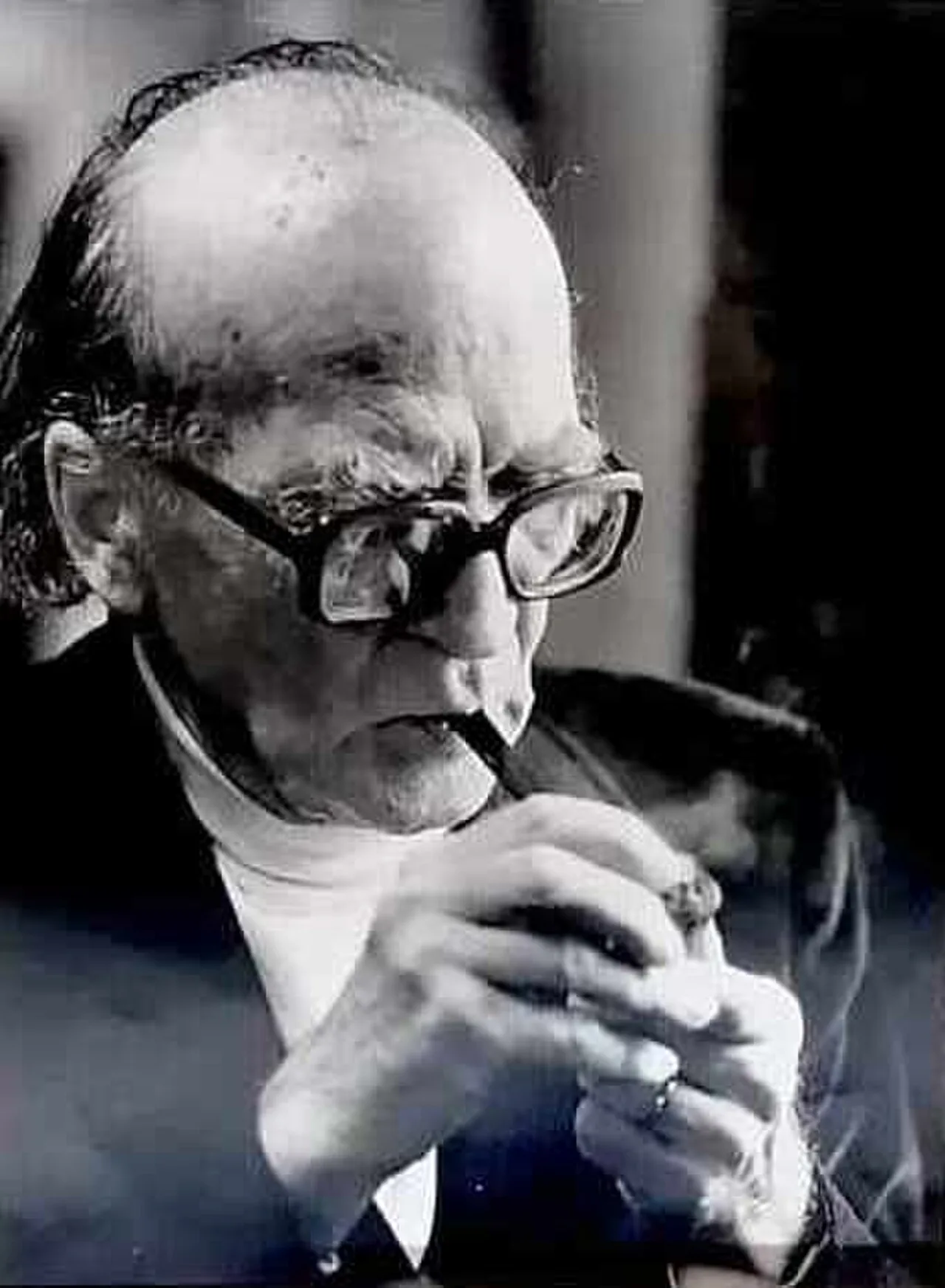 Porträt von Mircea Eliade (1907–1986) – Gedenkseite