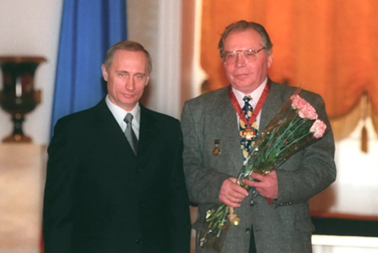 Porträt von Nikolai Iossifowitsch Kwascha (1928–2007) – Gedenkseite