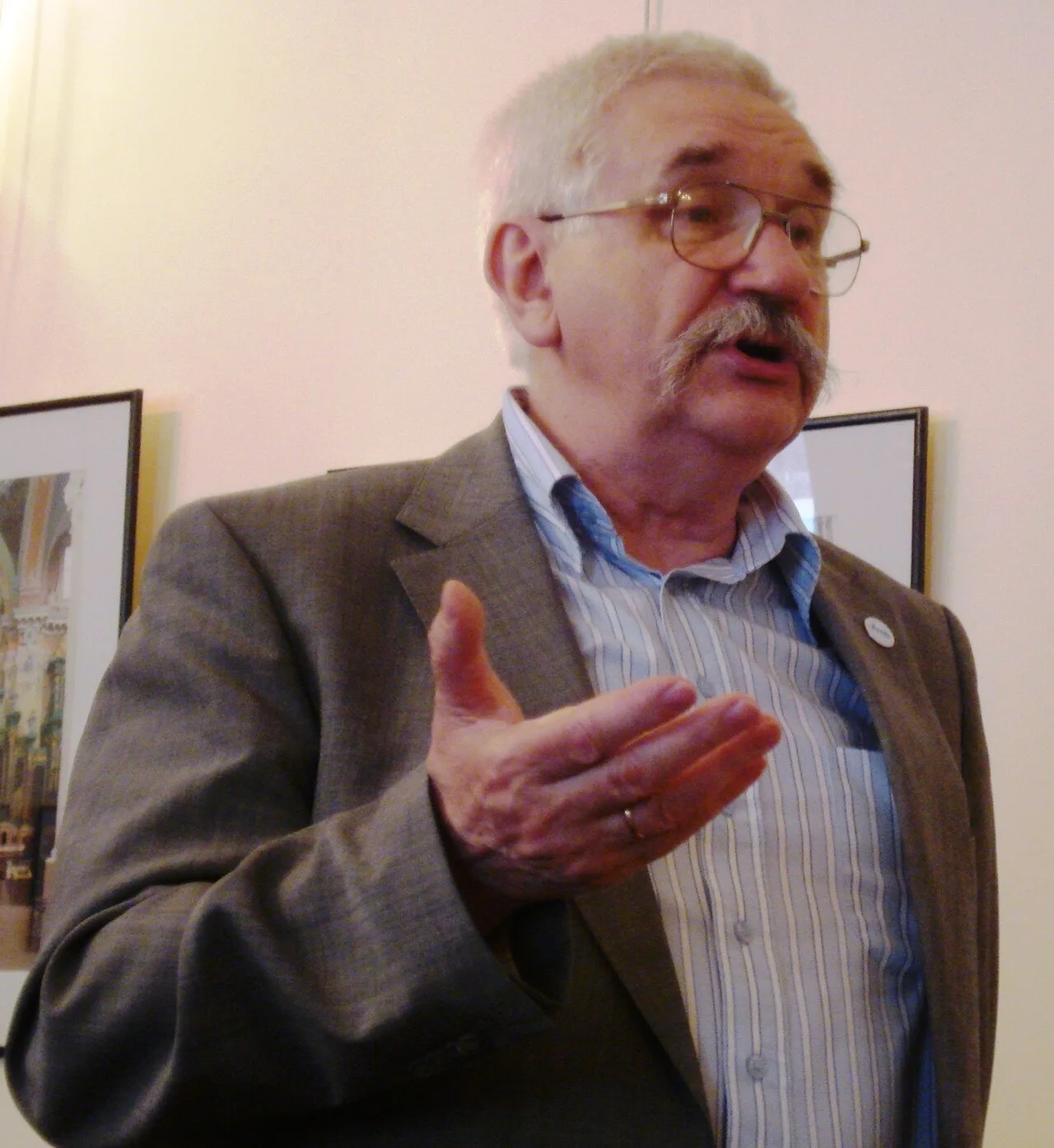 Portrait of Nikolay Kotrelev (1941–2021) – memorial page