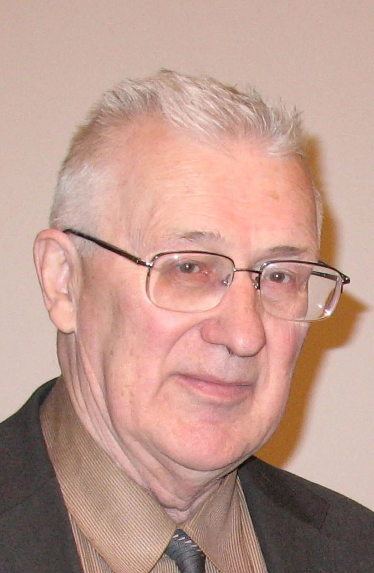 Porträt von Vladimir Neyland (1932–2023) – Gedenkseite