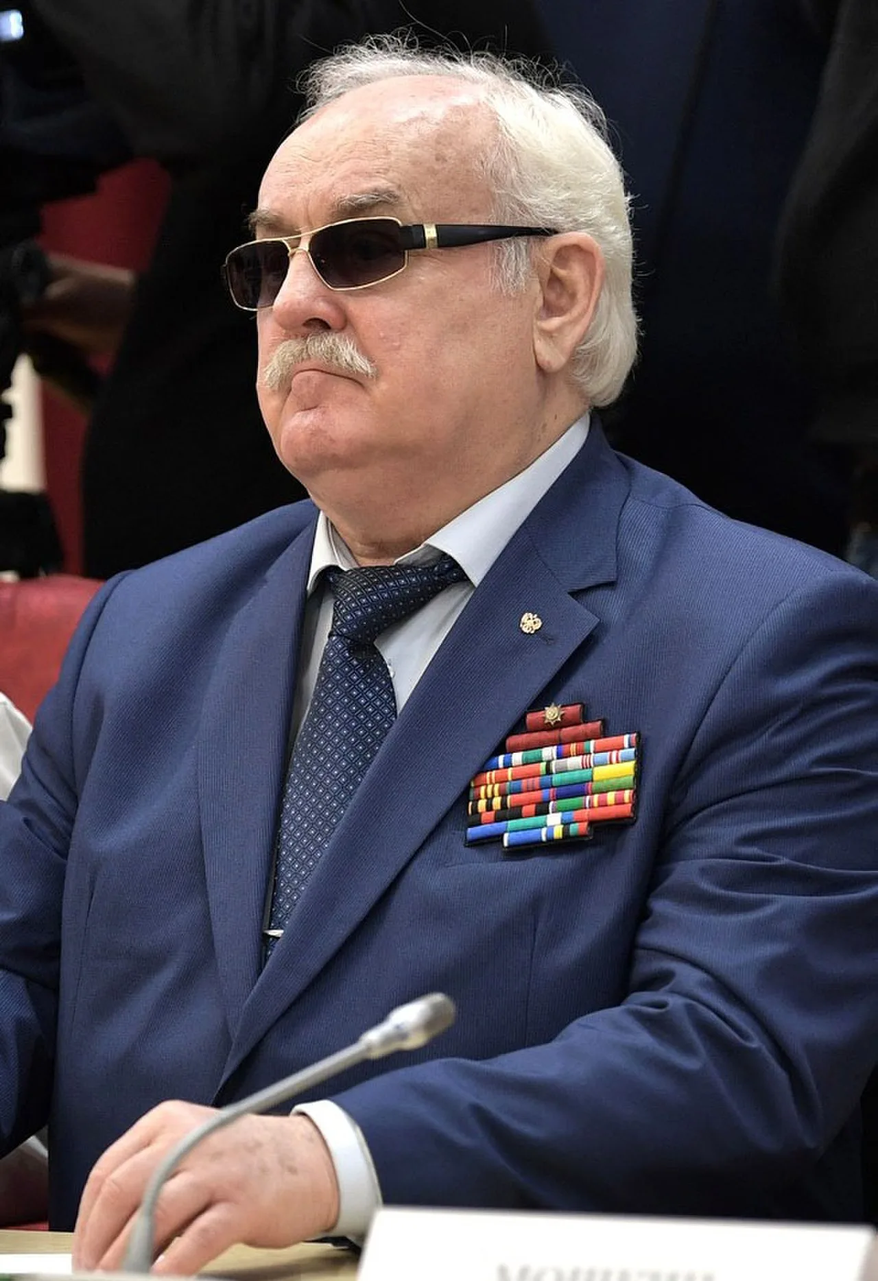 Porträt von Aleksandr Neumyvakin (1940–2021) – Gedenkseite