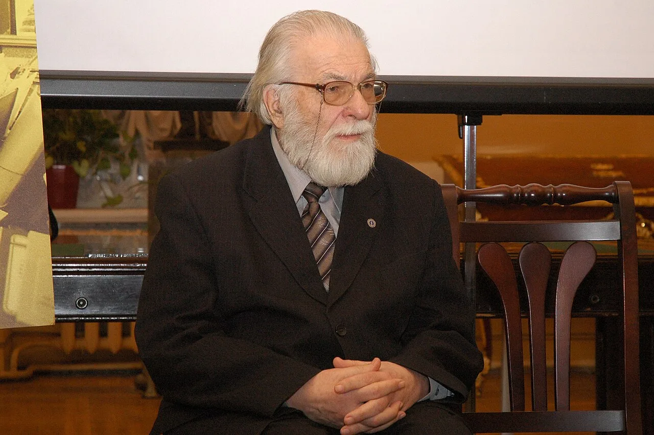 Portrait of Vyacheslav Orphinsky (1929–2024) – memorial page