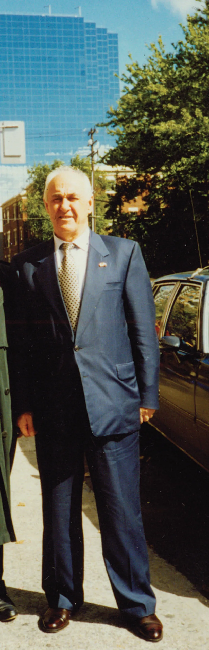 Portrait of Beksultan Seynaroyev (1938–2022) – memorial page