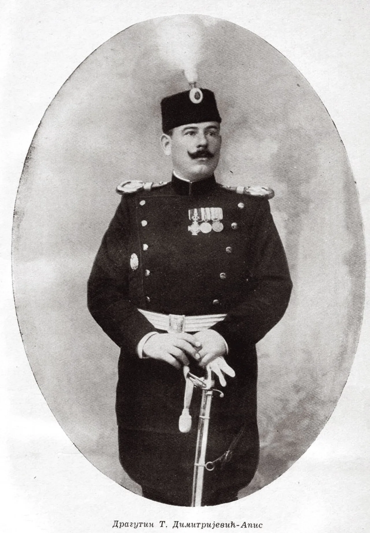 Porträt von Dragutin Dimitrijević (1876–1917) – Gedenkseite