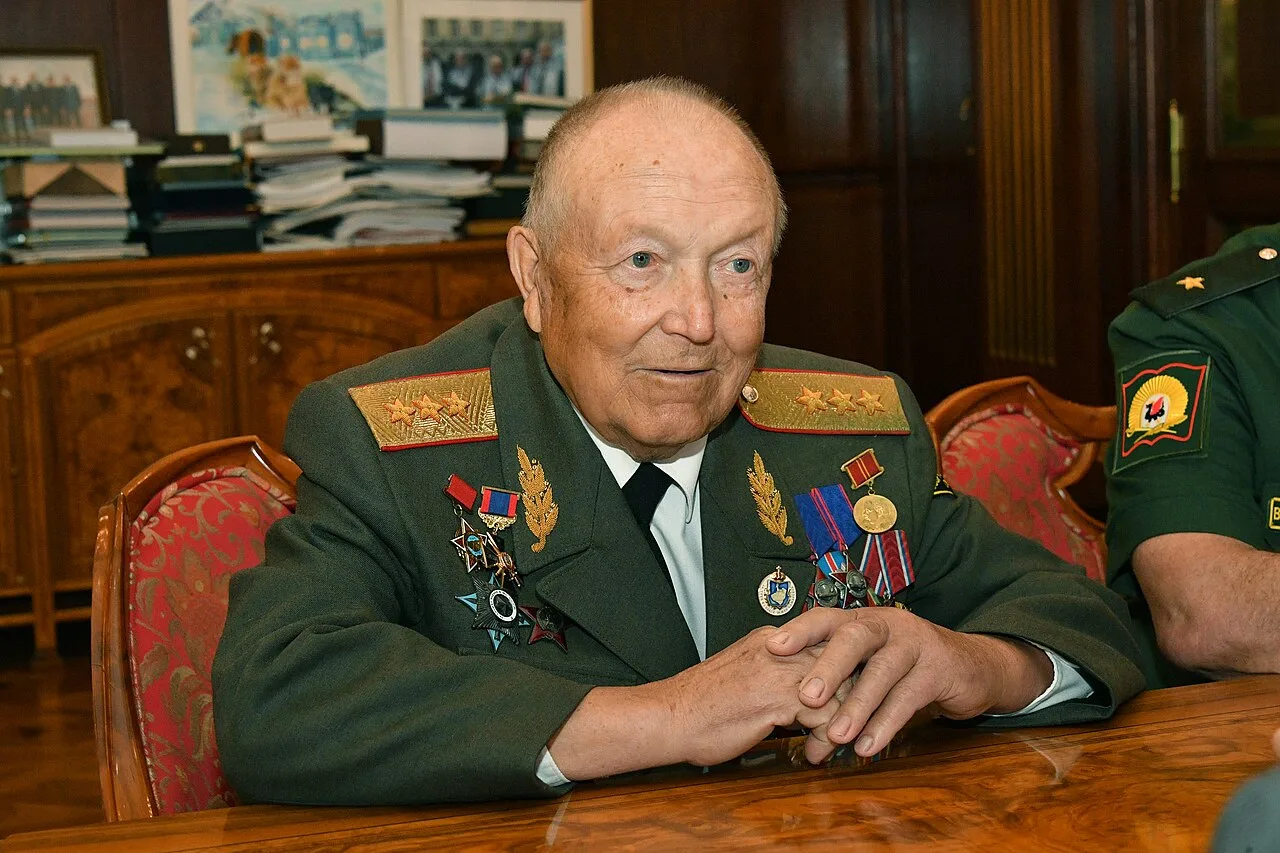 Portrait of Anatoly Sergeyev (1940–2025) – memorial page