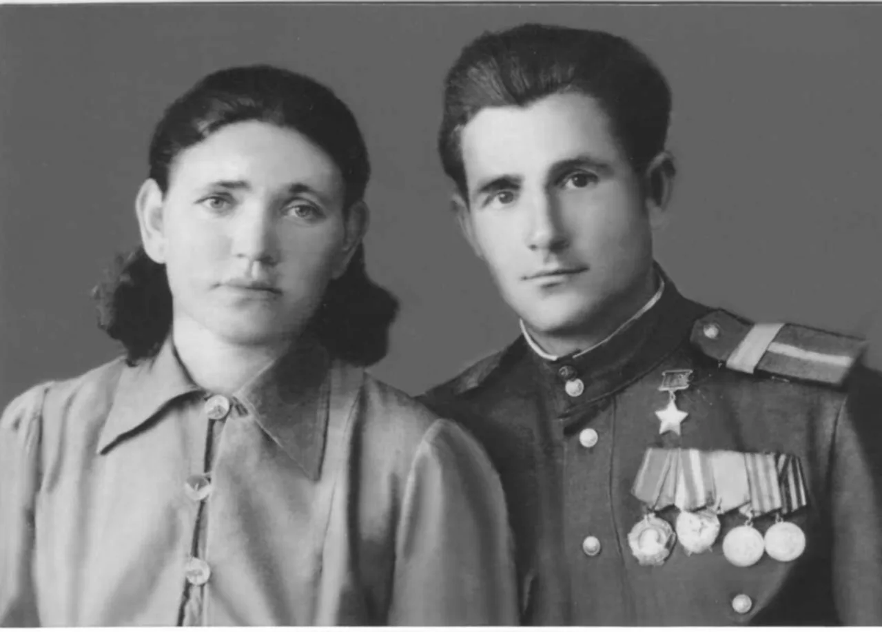Porträt von Pyotr Suslov (1910–1982) – Gedenkseite