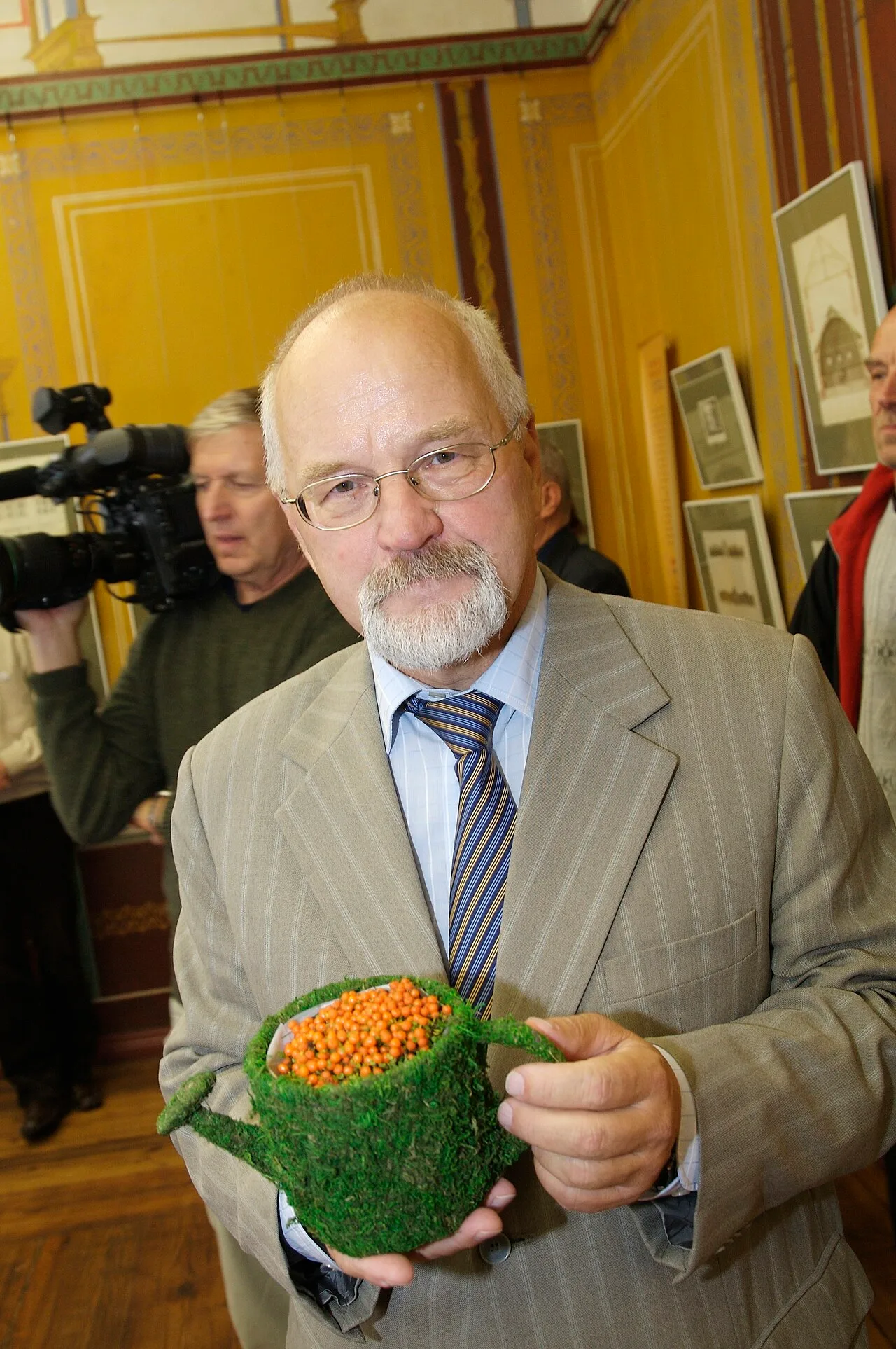 Portrait of Peeter Tulviste (1945–2017) – memorial page