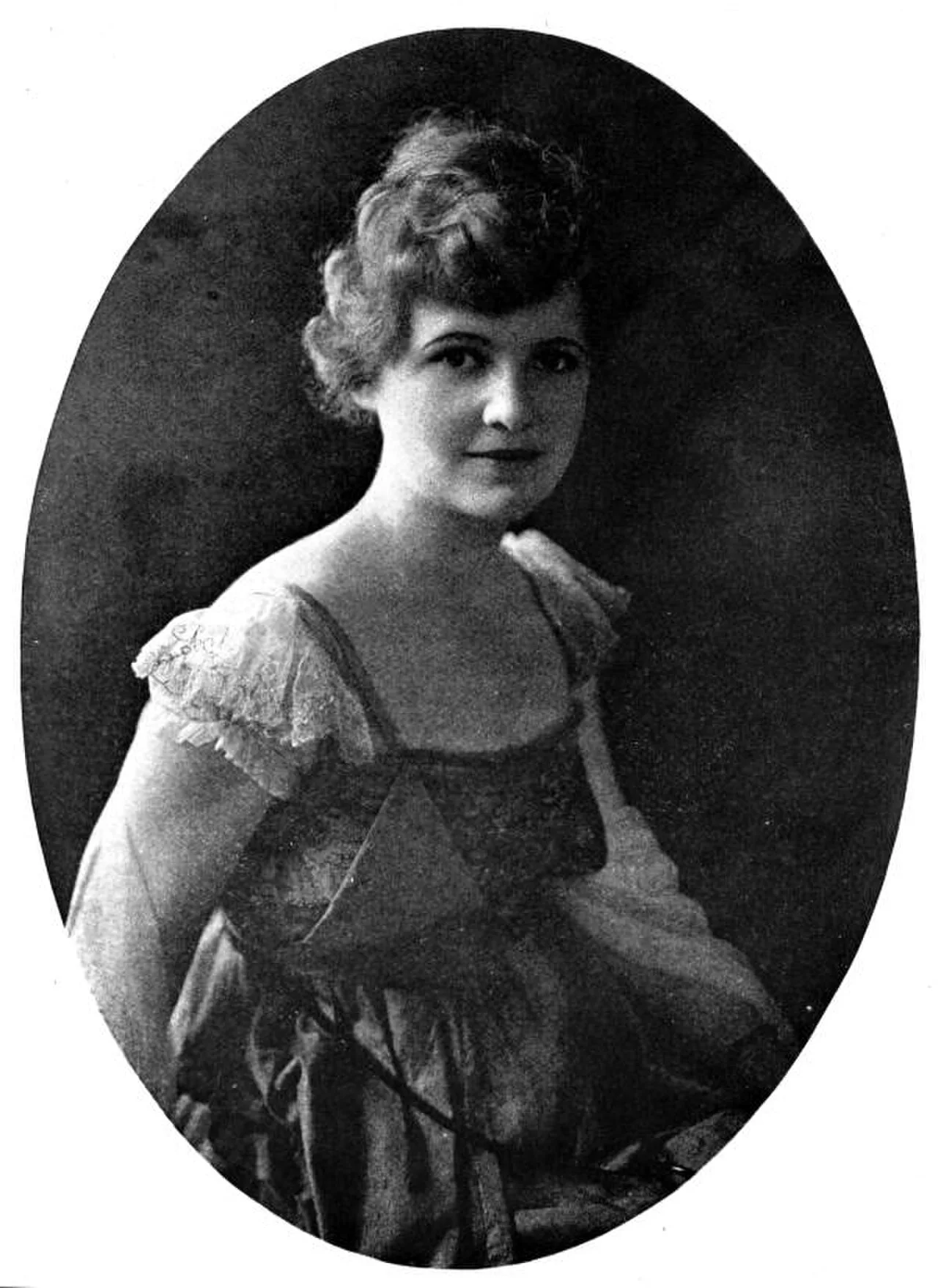 Porträt von Carita Doggett Corse (1891–1978) – Gedenkseite