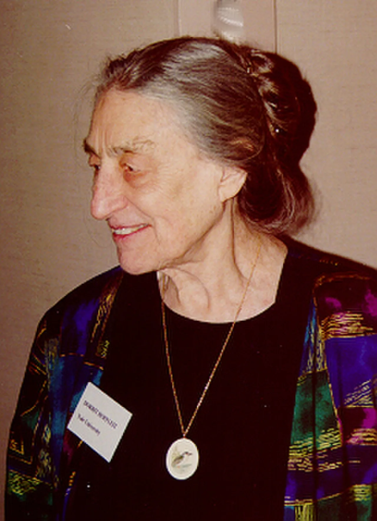 Porträt von Dorrit Hoffleit (1907–2007) – Gedenkseite