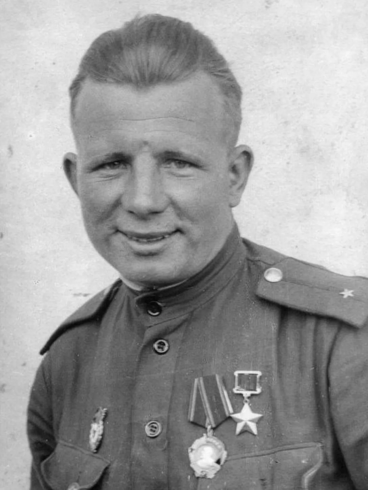 Porträt von Mikhail Vasilyevich Chugunin (1917–1989) – Gedenkseite