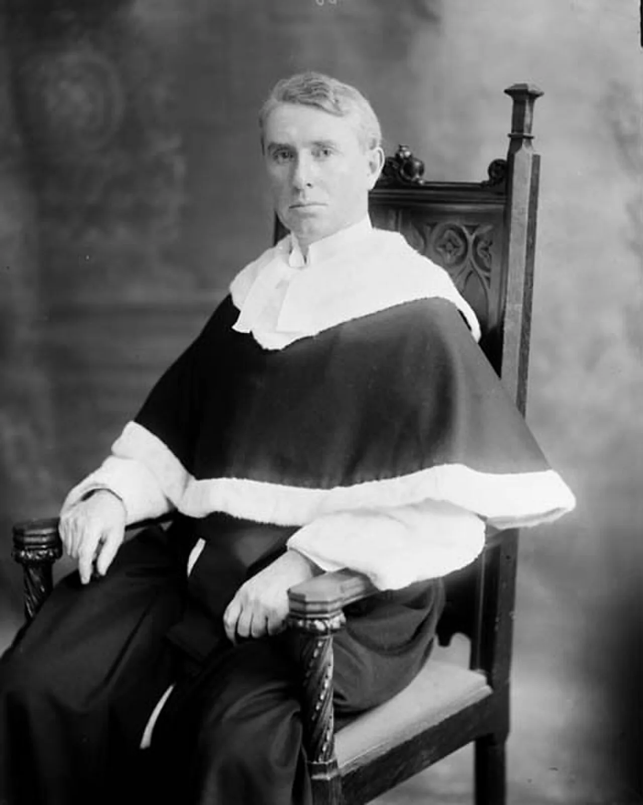 Portrait of Lyman Poore Duff (1865–1955) – memorial page