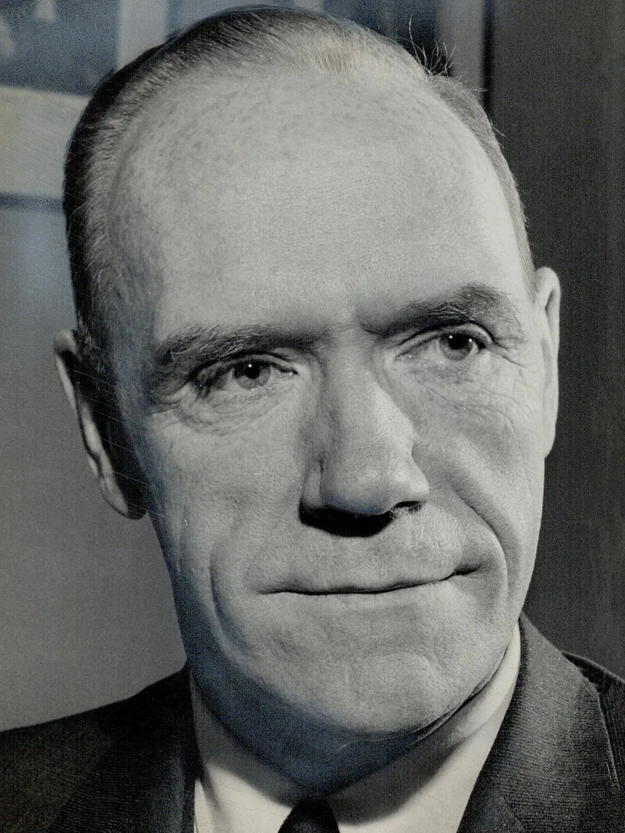 Portrait of Mitchell Sharp (1911–2004) – memorial page