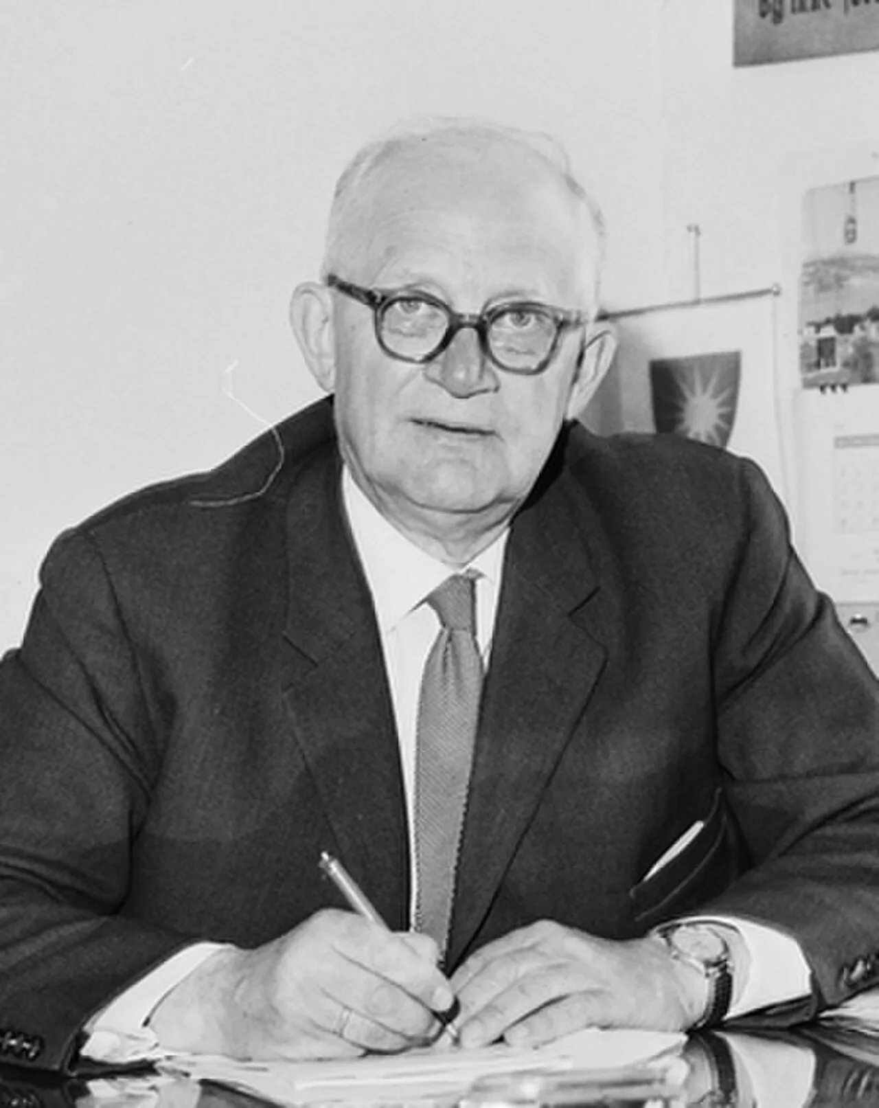 Porträt von Hans Edvard Wisløff (1902–1969) – Gedenkseite