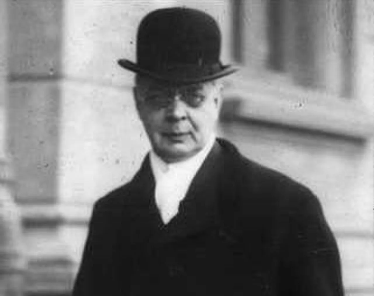 Portrait of Samson Eitrem (1872–1966) – memorial page